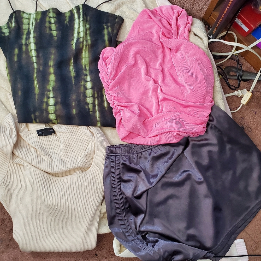 713- Bundle Of 10 Items + A Mystery Item Mostly Small XS - Picture 12 of 16